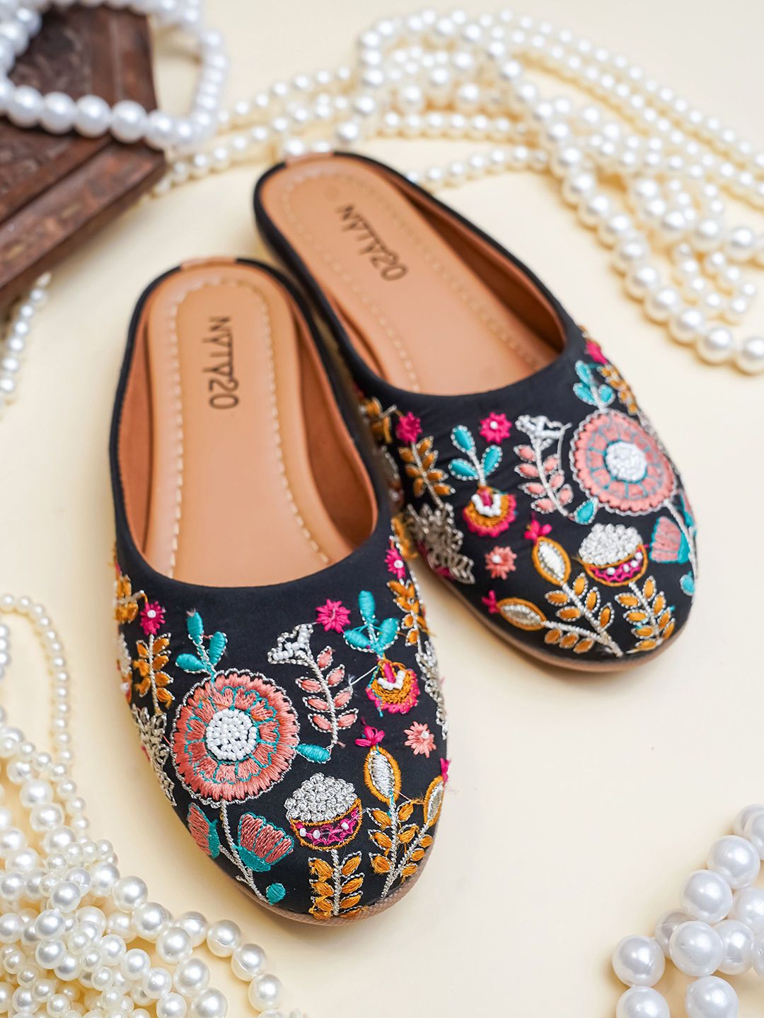 DressBerry DressBerry Women Woven Design Canvas Mules Flats with Ethnic Embellished