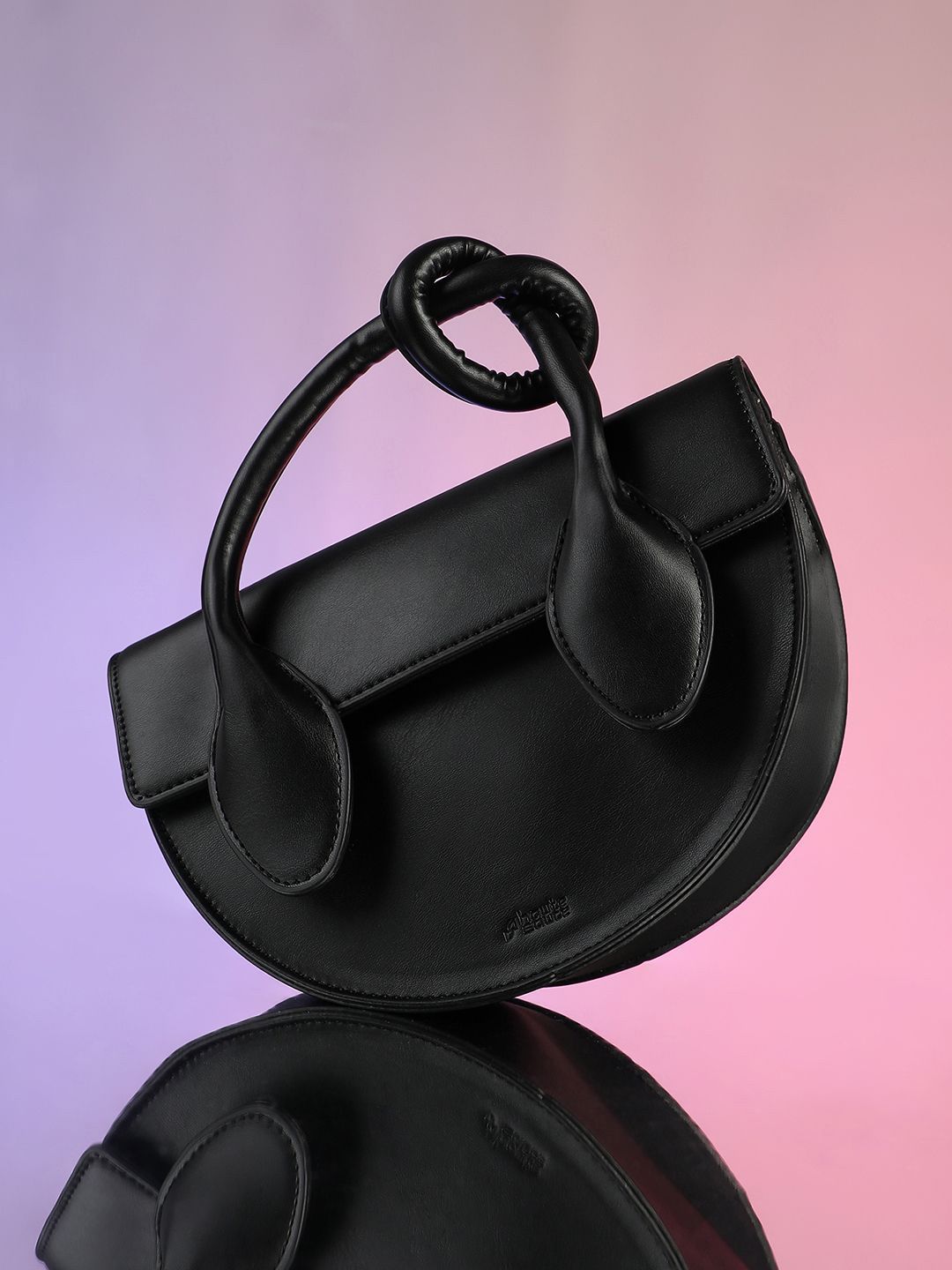 HAUTE SAUCE   Women Solid Half Moon Leather Handheld Bag