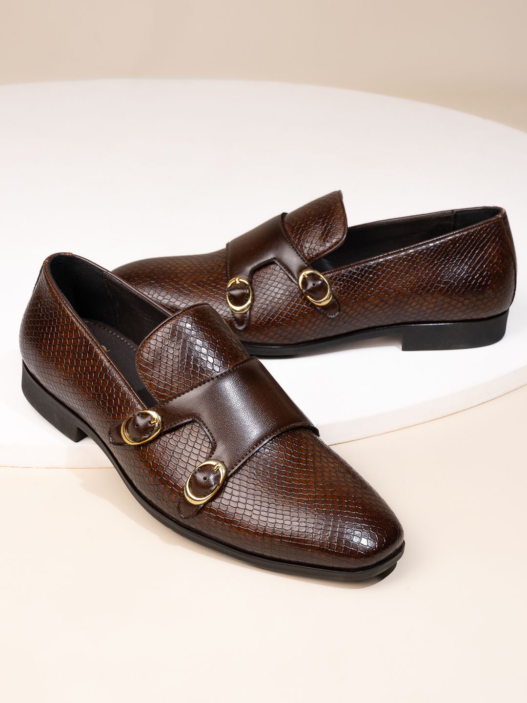 House of Pataudi Men Textured Formal Monks