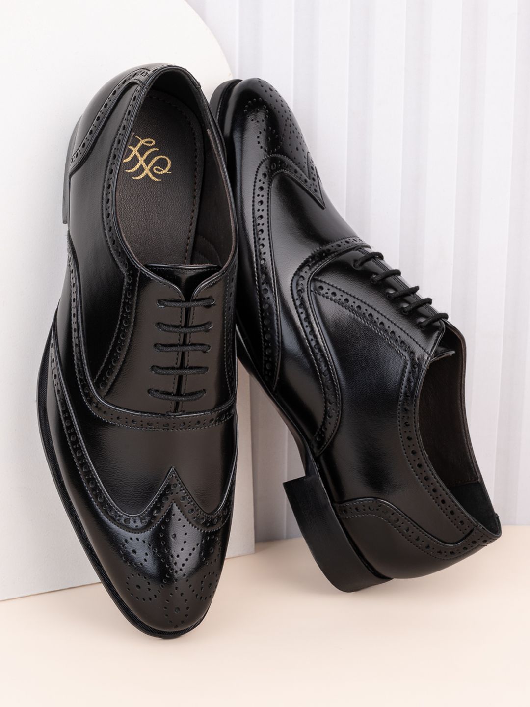 House of Pataudi Men Textured Formal Derbys