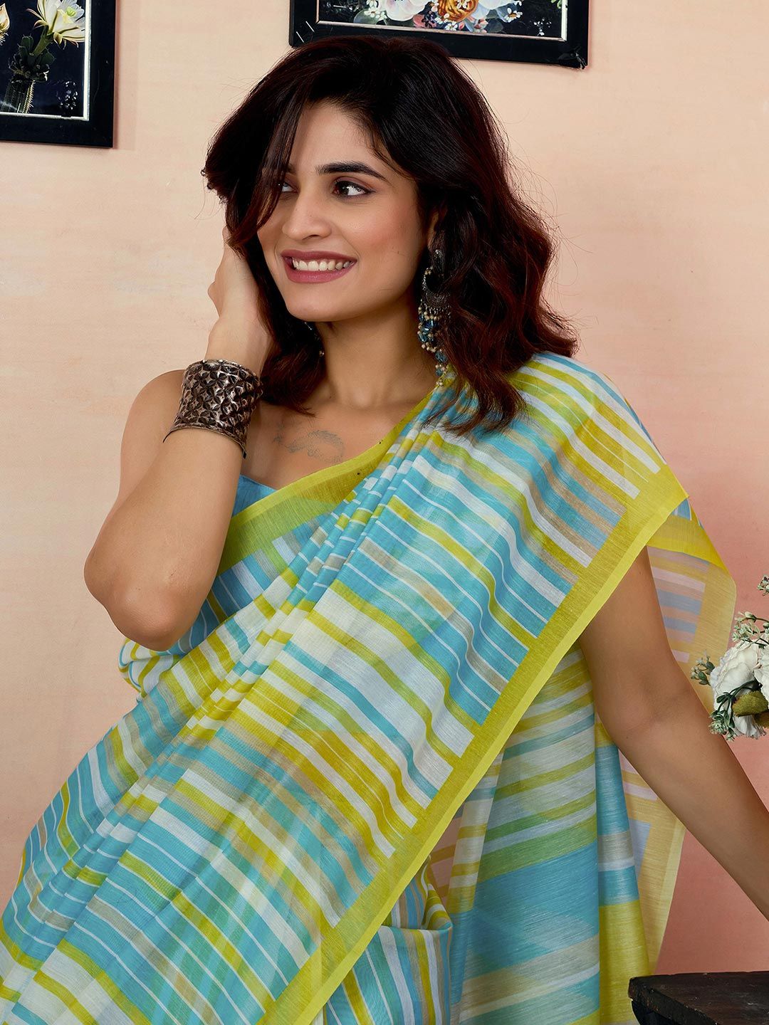 Mitera Women Striped Printed Ready to Wear Regular Saree
