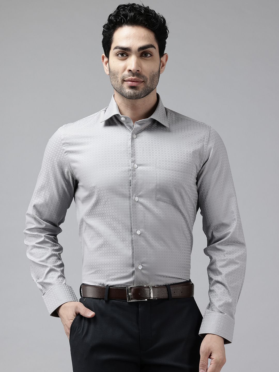 Blackberrys Men Self Checked Pure Cotton Slim Fit Formal Shirt