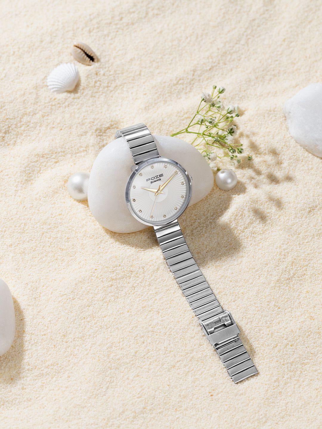 Sonata Poze Women Brass Dial & Stainless Steel Bracelet Style Straps Analogue Watch SP80093SM01