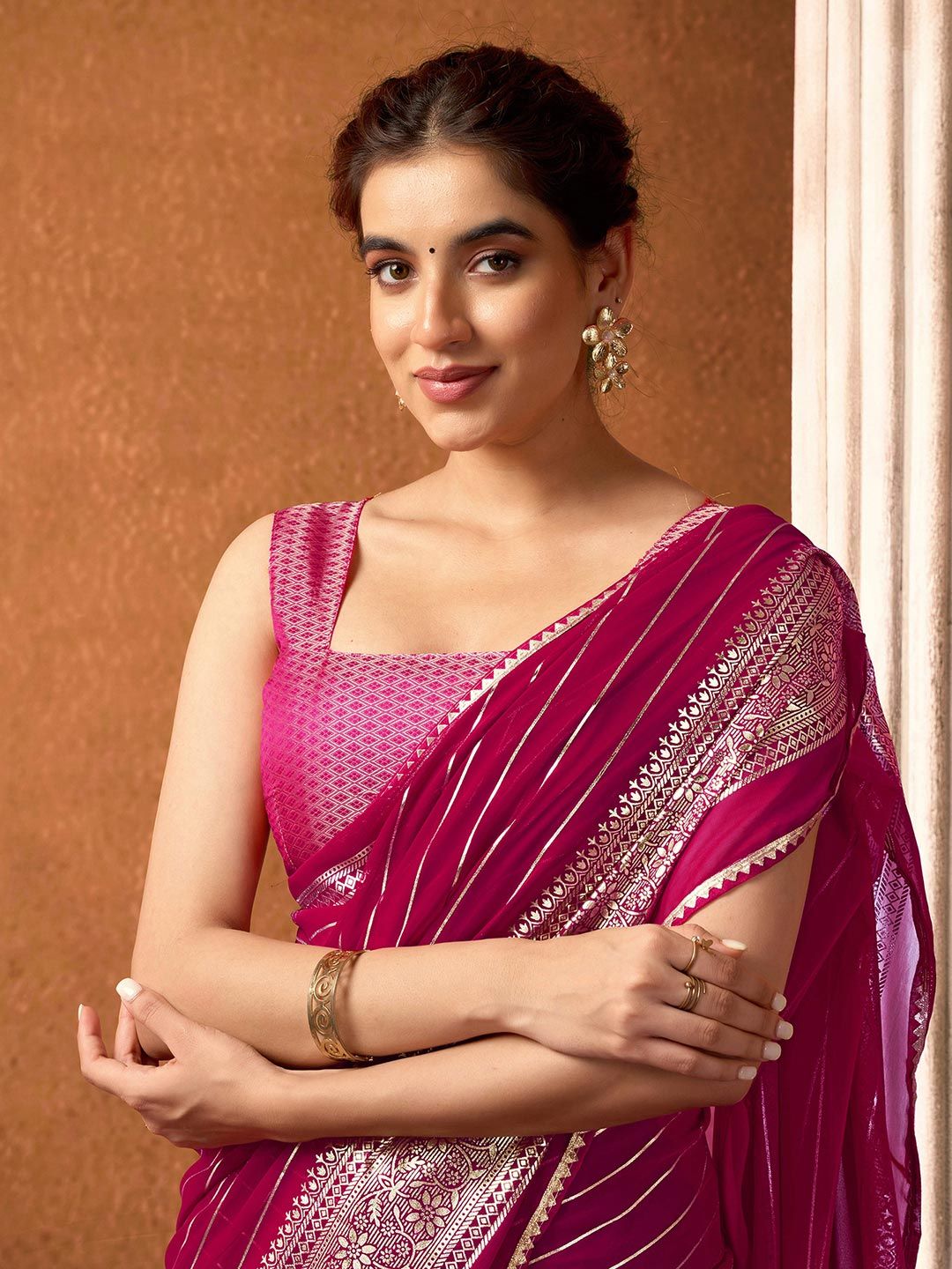 KALINI Women Striped Print Saree With Unstiched Blouse Piece
