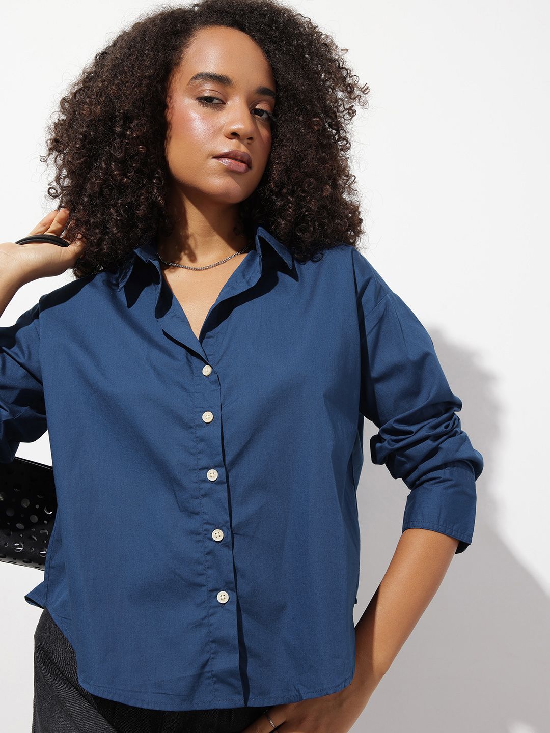 Roadster The Roadster Lifestyle Co. Solid Casual Shirt