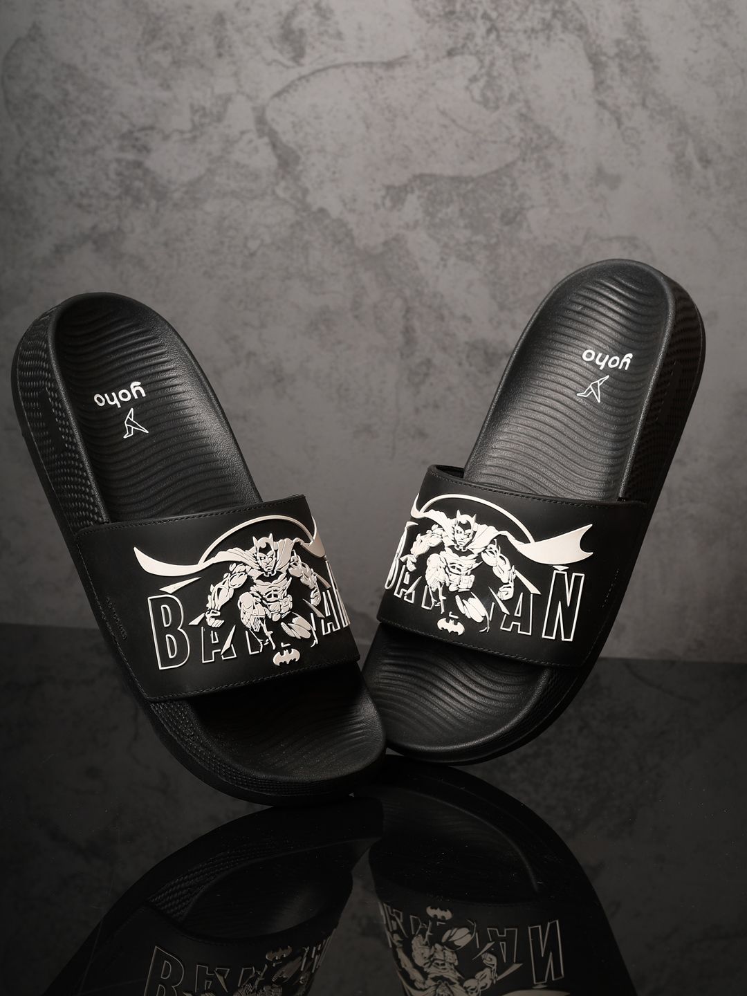 yoho Men Batman Printed Rubber Sliders Flip Flops
