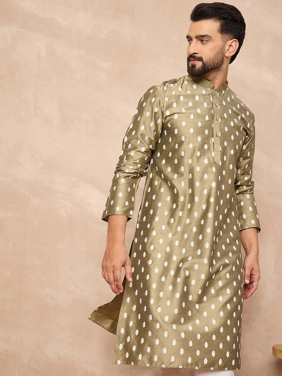 House of Pataudi Geometric Printed Mandarin Collar Neck Pure Silk Straight Kurta