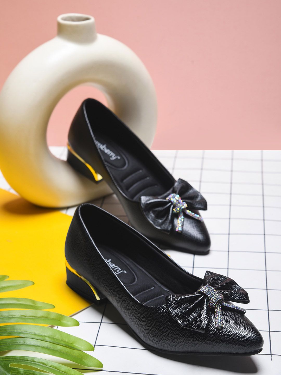 DressBerry DressBerry Women Textured Synthetic Leather Pumps with Bows