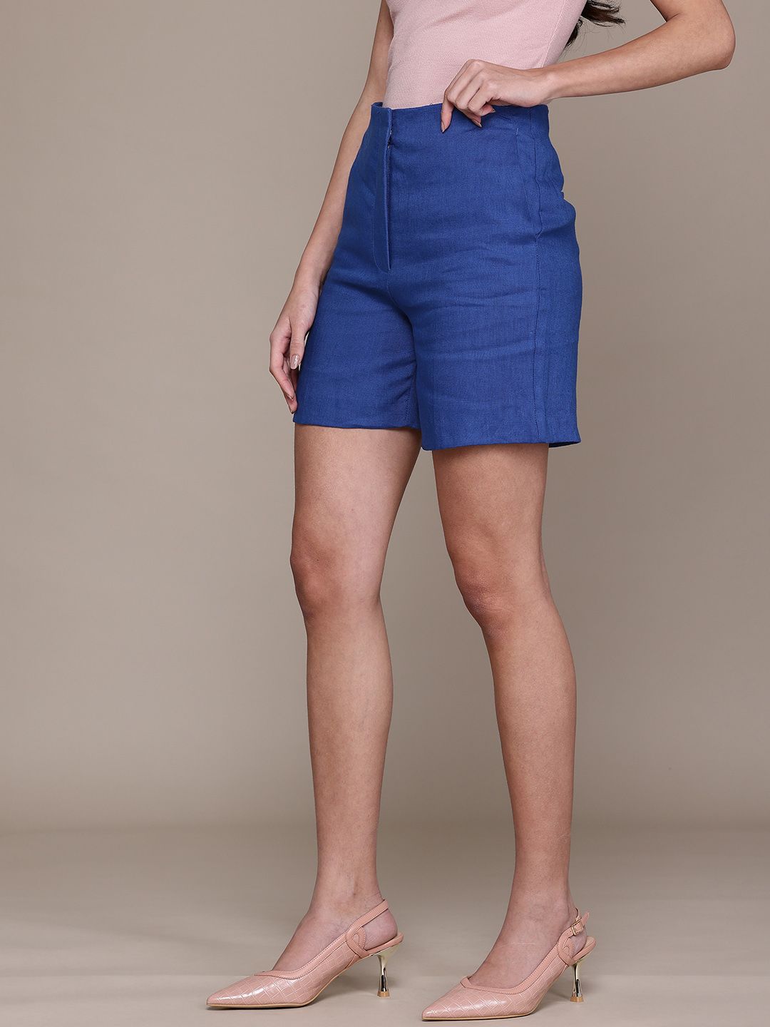 High-Rise Linen Shorts