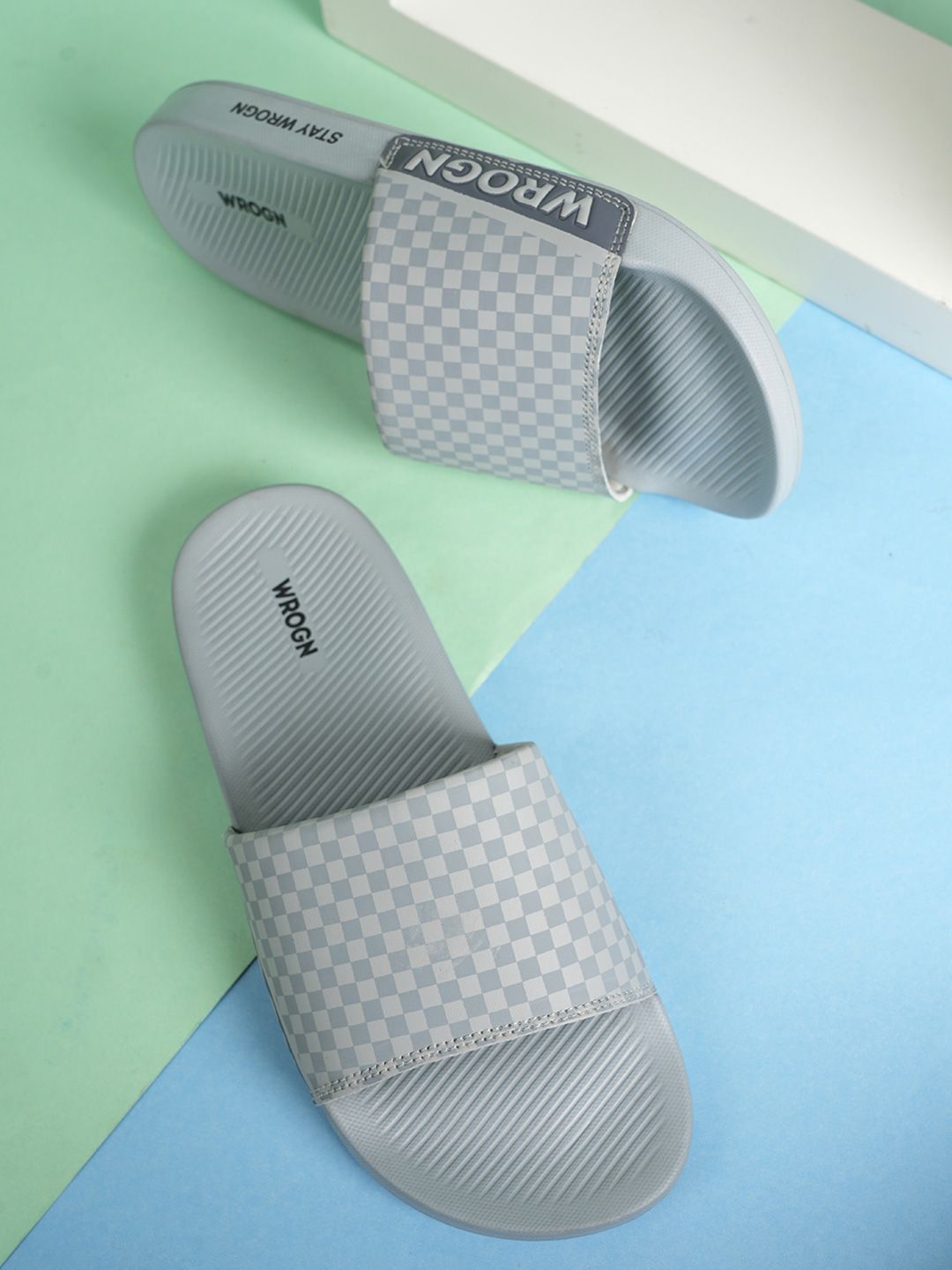 WROGN Men Checked Printed Sliders Flip Flops