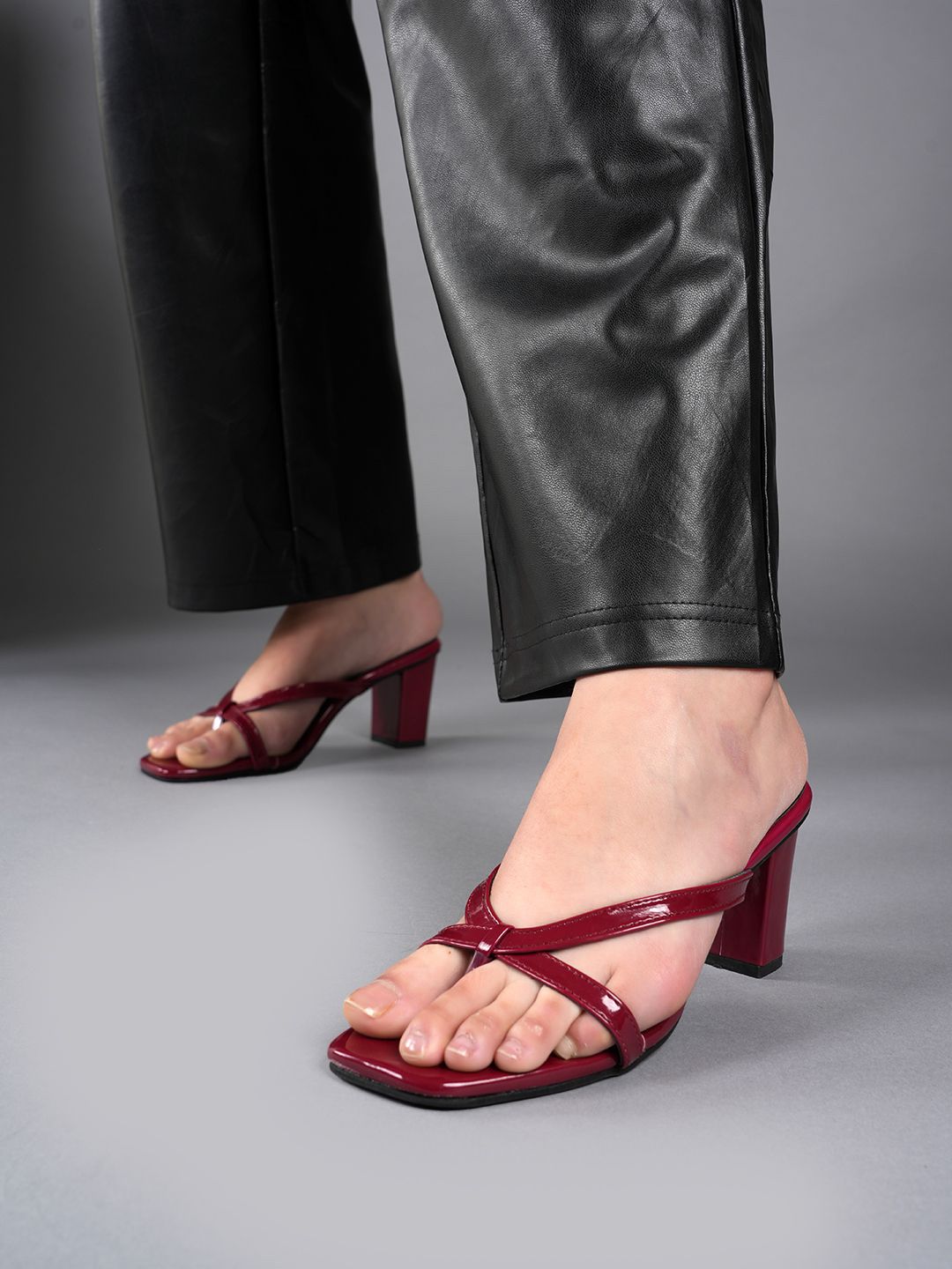 Mast & Harbour Women Block Heel Open Toe Strappy Sandals