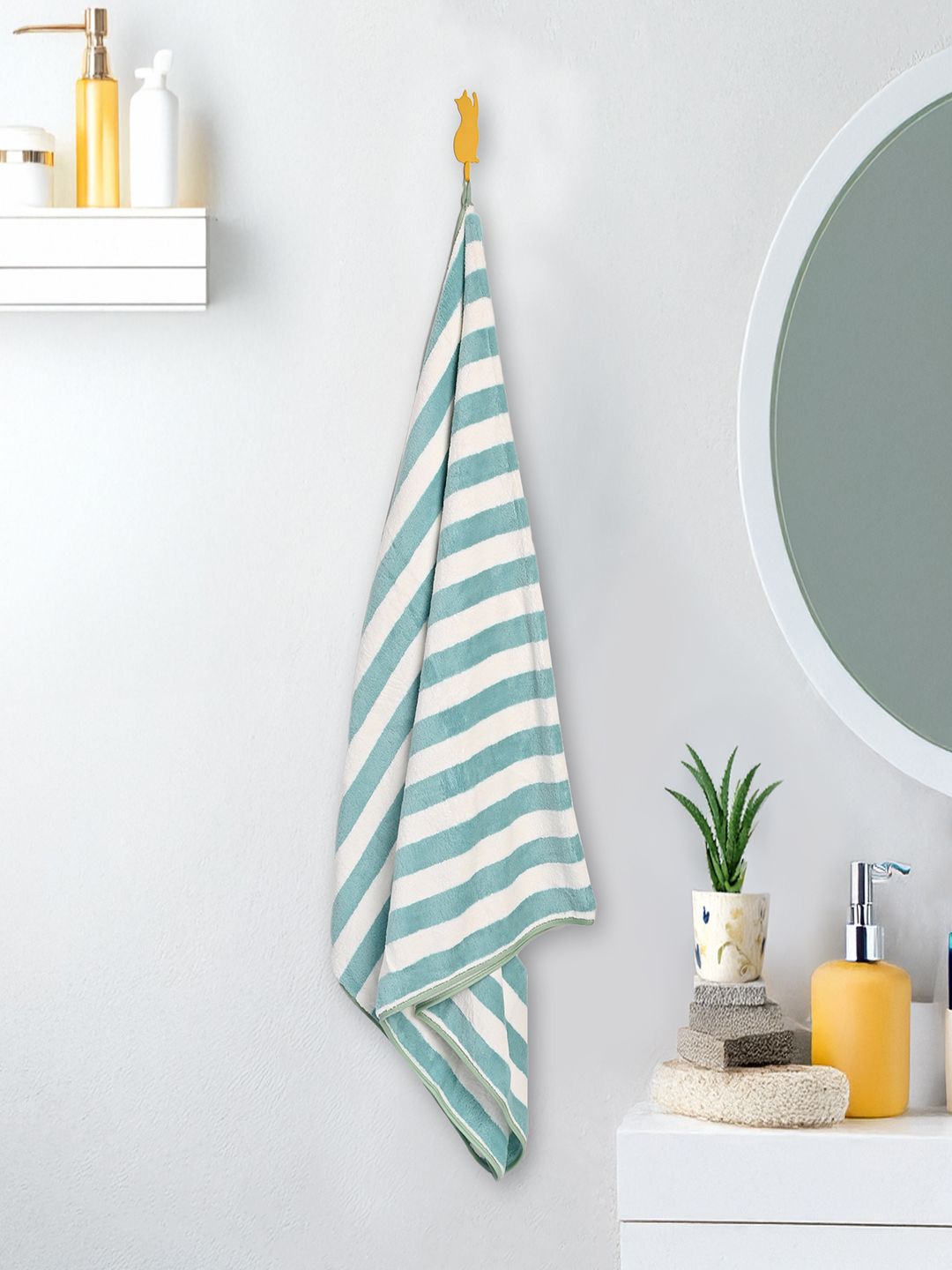 MARKET99 Green & White Striped 300 GSM Bath Towel