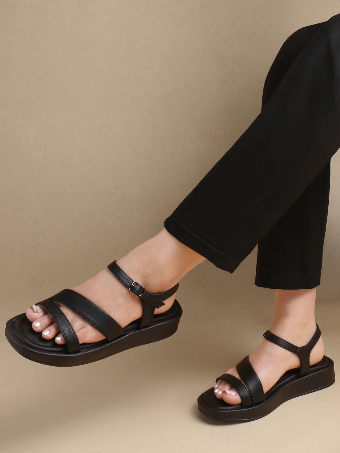 Chemistry Chemistry Women Open Toe Flats