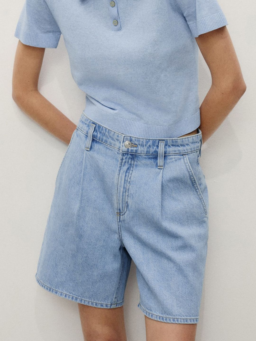 Mid-Rise Pleated Shorts
