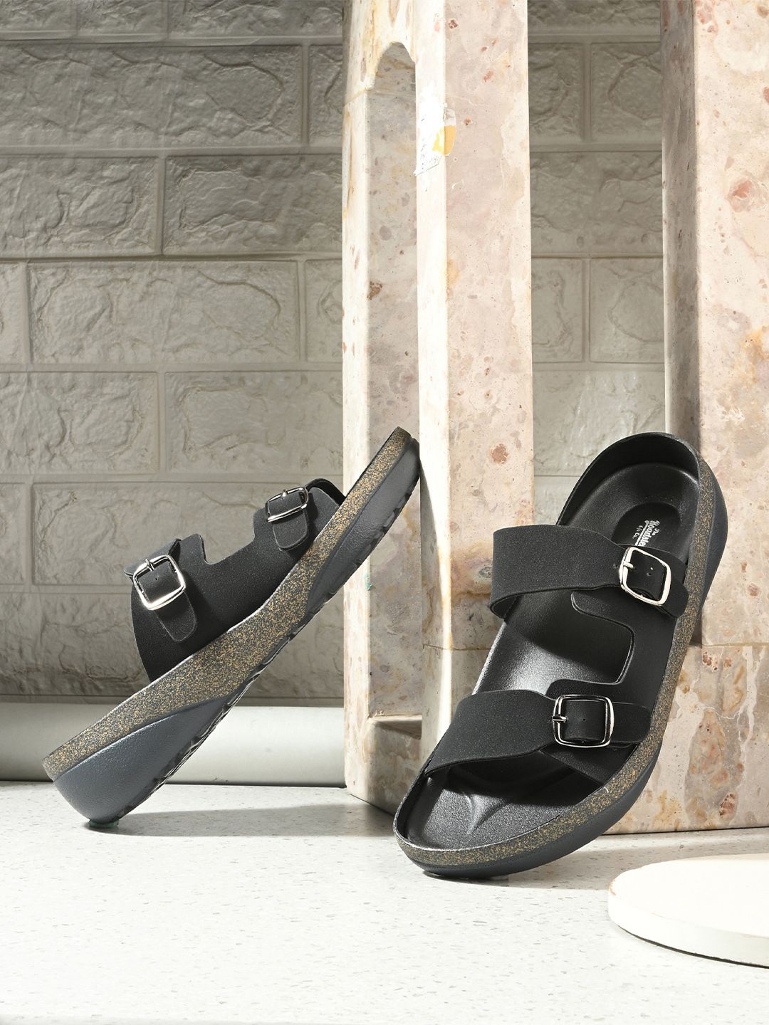 The Roadster Lifestyle Co. Men Comfort Sandals