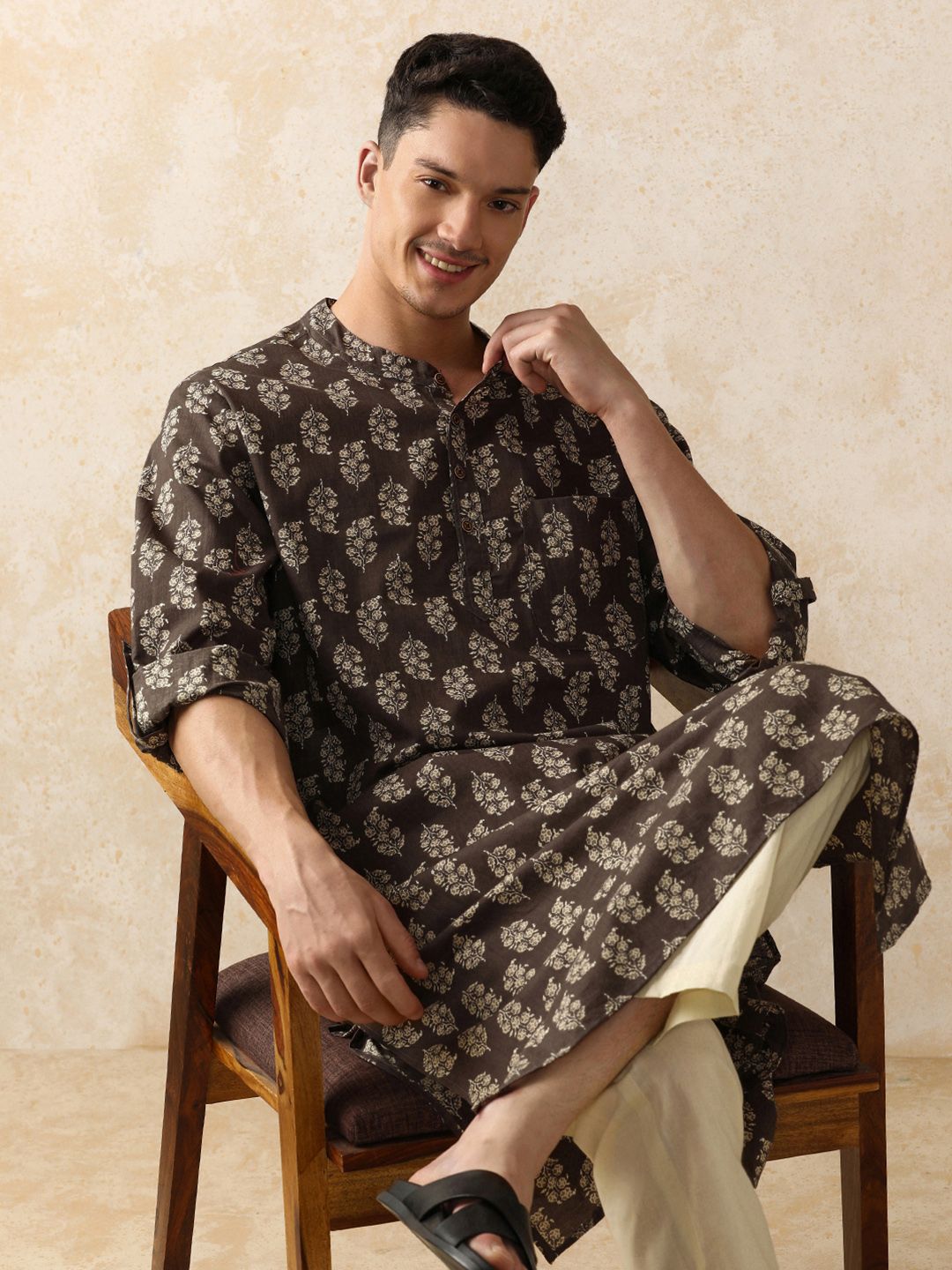 Moara Floral Printed Straight Pure Cotton Long Kurta
