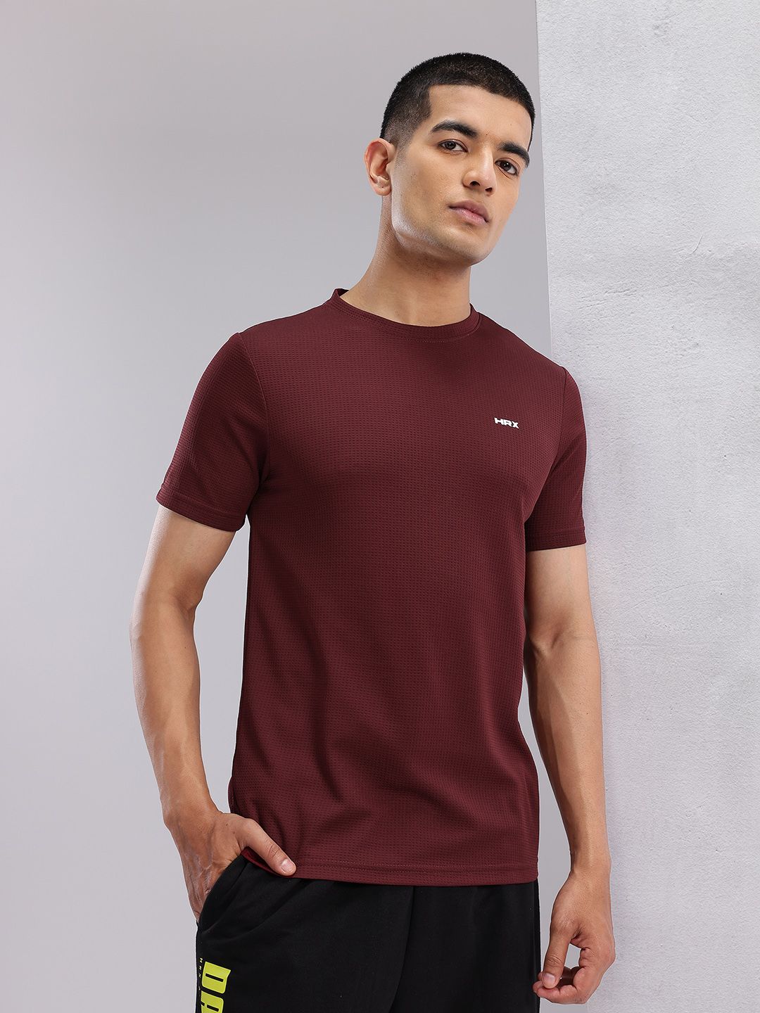 HRX by Hrithik Roshan Solid Round Neck T-shirt