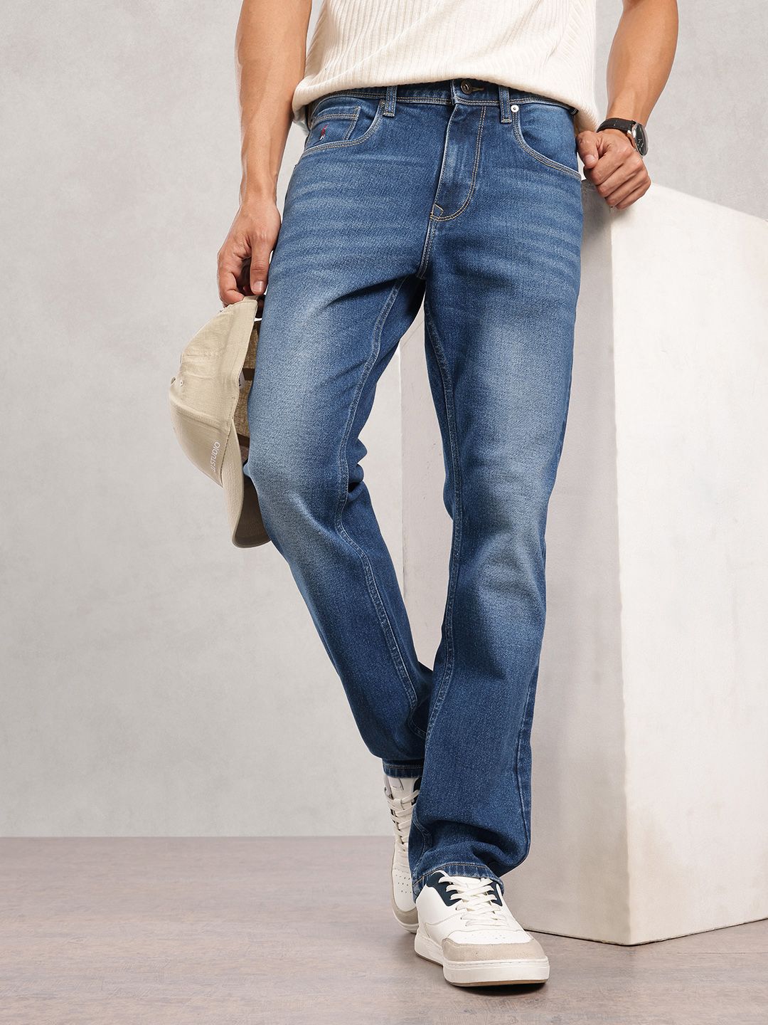 Nautica Men Smart Straight Fit Mid-Rise Light Fade Stretchable Jeans