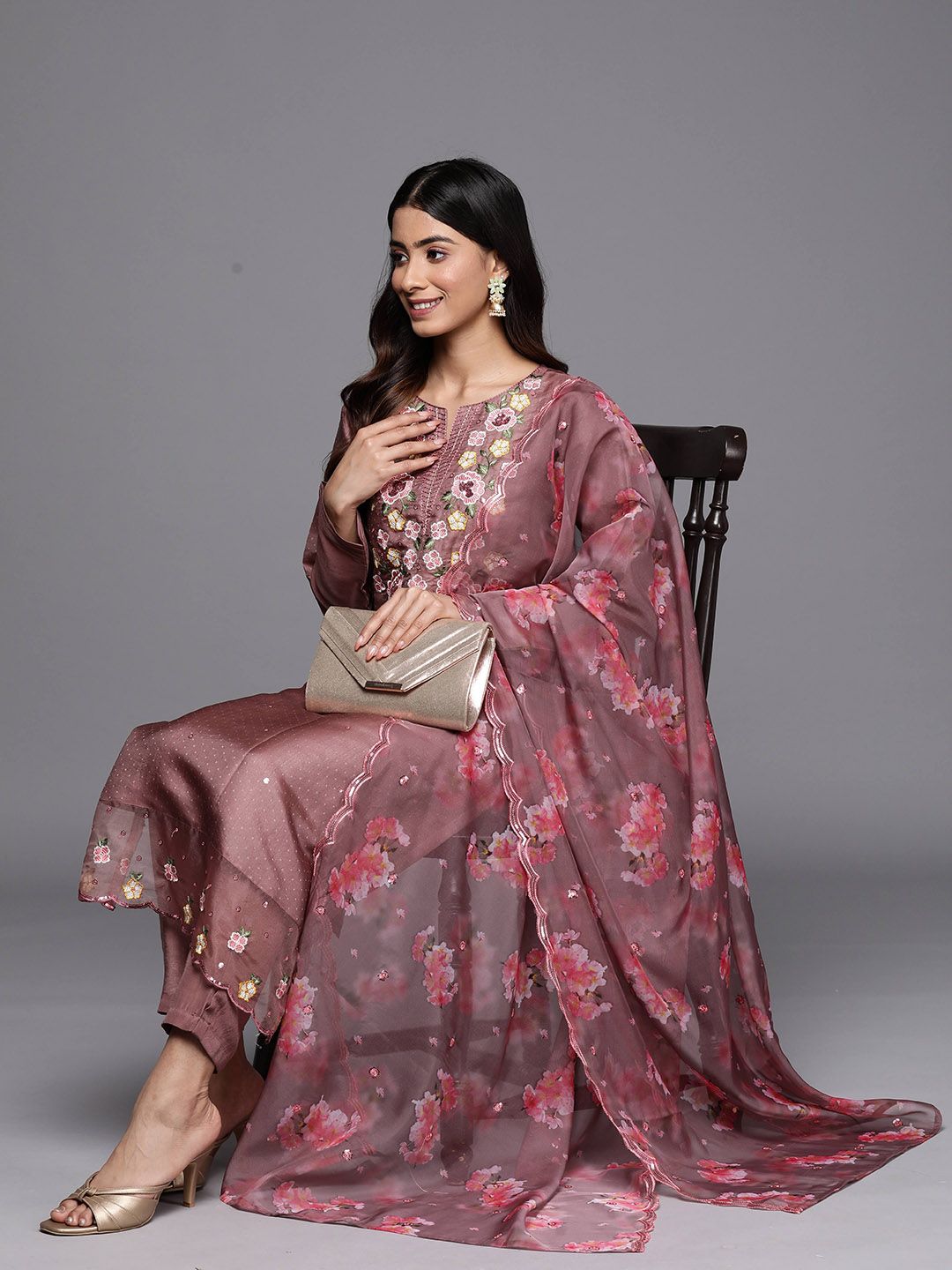 Libas Libas Women Floral Embroidered Kurta with Trousers & Dupatta