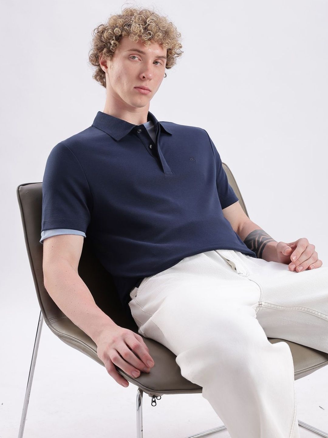 Men Solid Cotton T-shirt Calvin Klein Jeans Men Solid Polo Collar Pure Cotton T-shirt