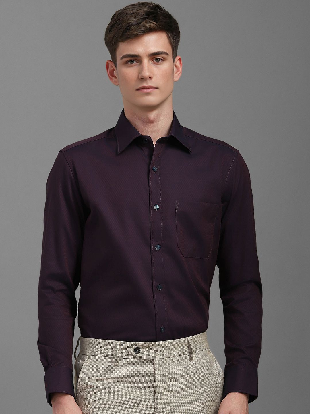 Louis Philippe Men Classic Fit Textured Spread Collar Pure Cotton Formal Shirt