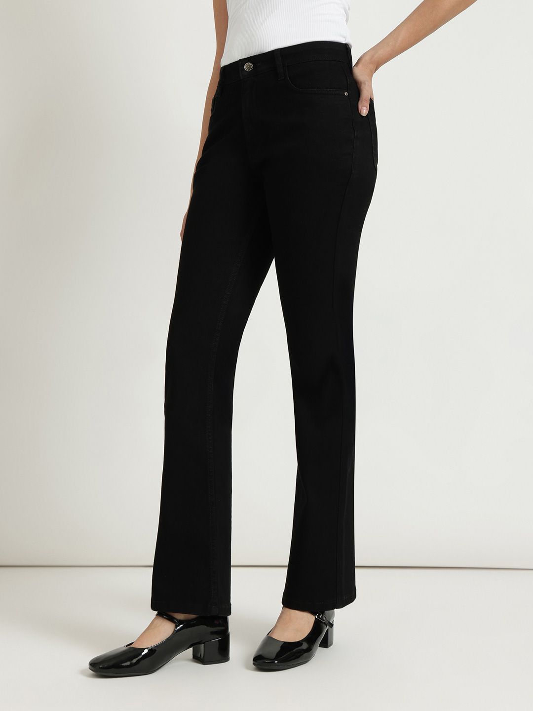 Women Mid-Rise Bootcut Jeans FABLE STREET Women Black Curve Enhancing Bootcut Jeans