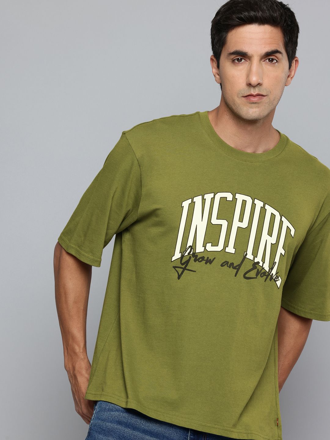 Levis Pure Cotton Typography Puff Printed Relaxed Fit T-shirt