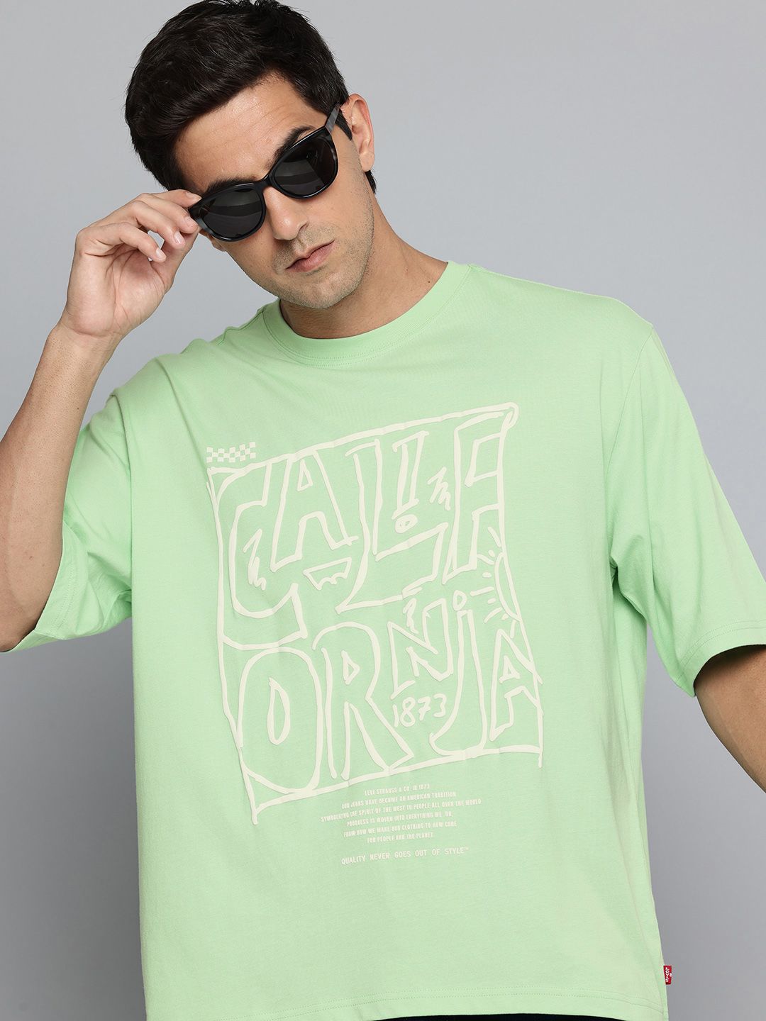 Levis Oversized Fit Typography Printed Pure Cotton T-shirt