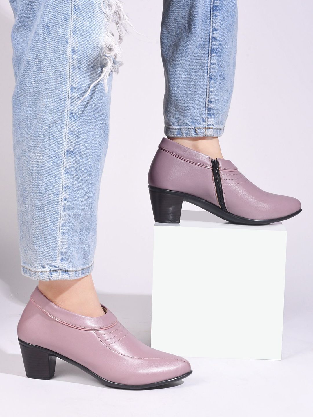 TRYME Women Round-Toe Block-Heeled Regular Boots