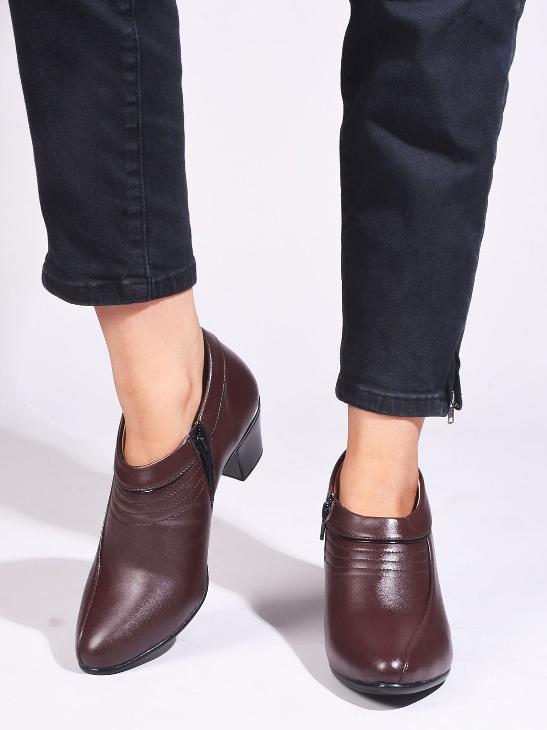 TRYME Women Round-Toe Block-Heeled Regular Boots