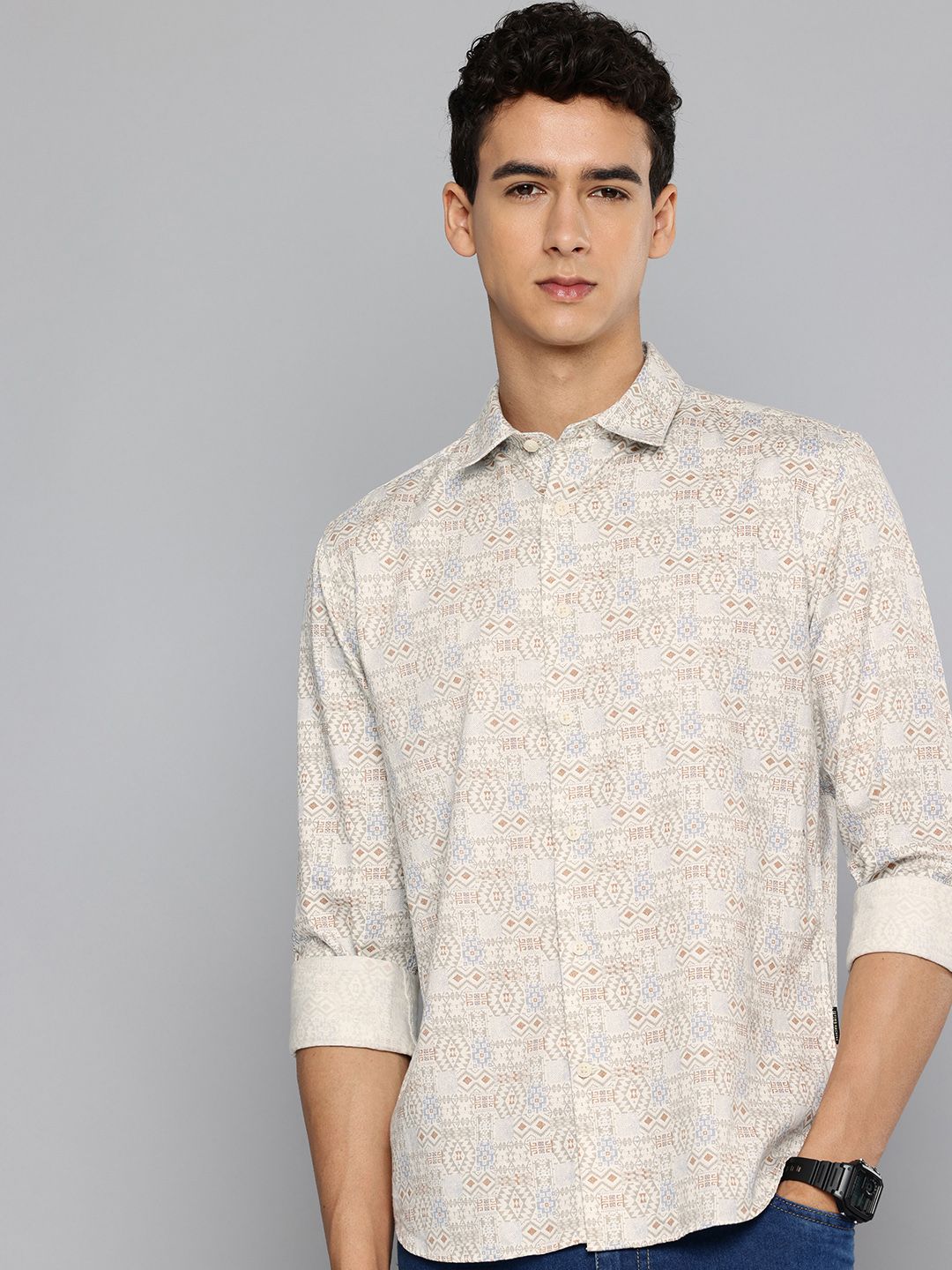 Flying Machine Pure Cotton Slim Fit Geometric Printed Casual Shirt