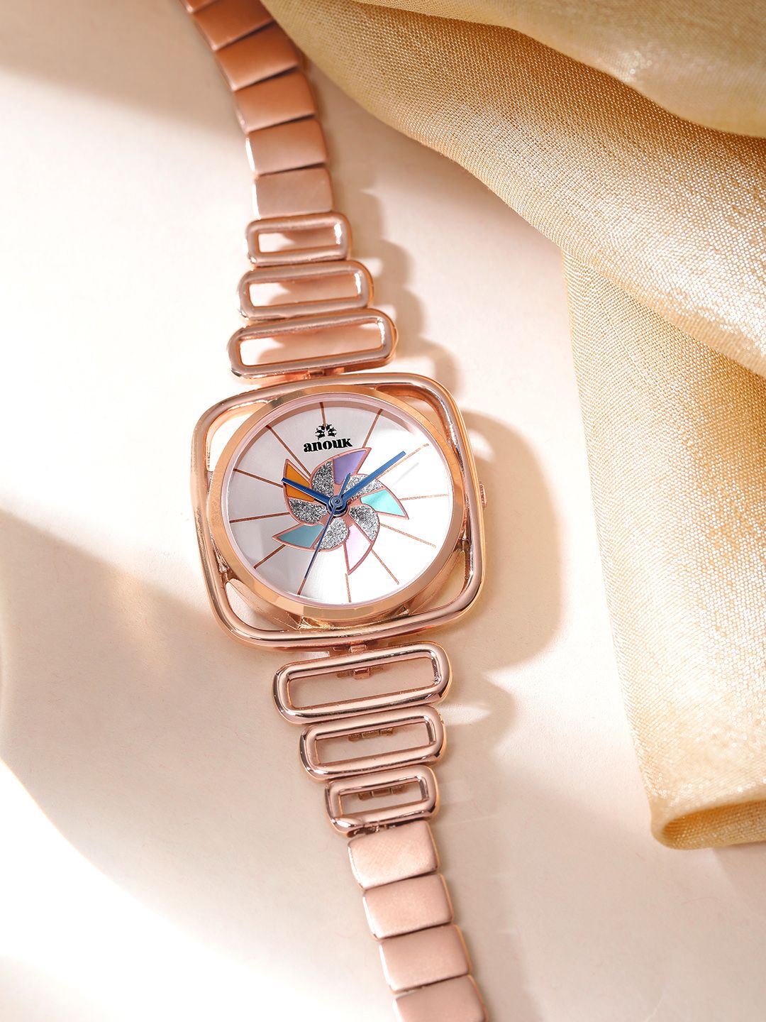 Anouk Women Brass Patterned Dial & Bracelet Style Straps Analogue Watch