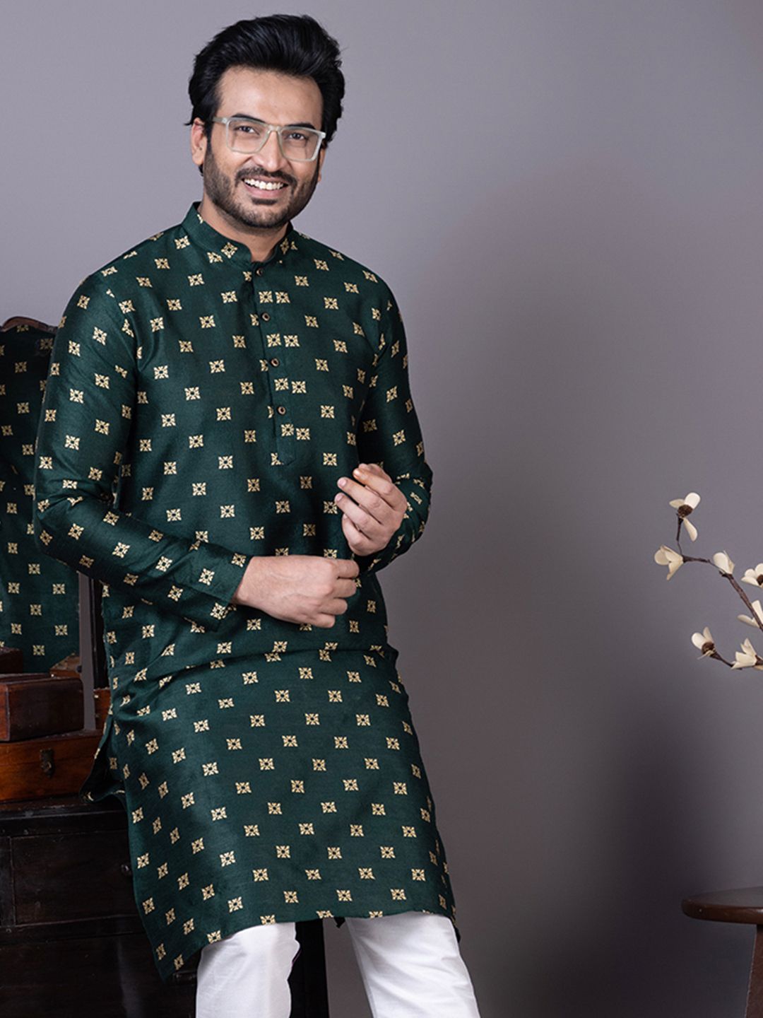 DEVOILER Ethnic Motifs Printed Mandarin Collar Straight Jacquard Kurta