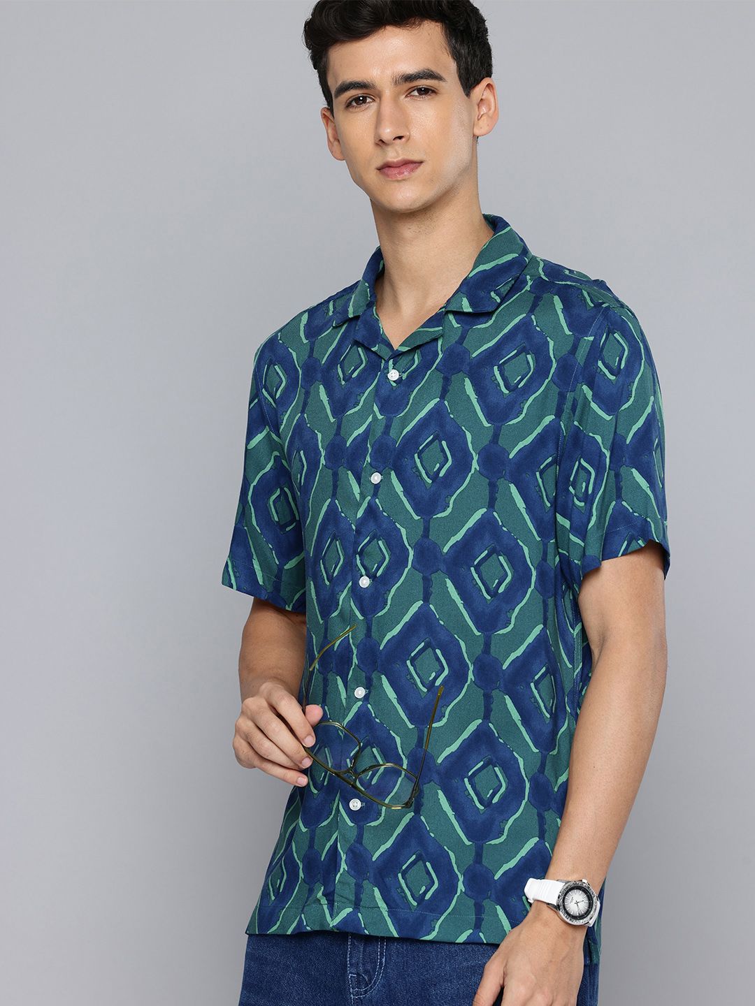 Levis Relaxed Fit Abstract Printed Casual Shirt