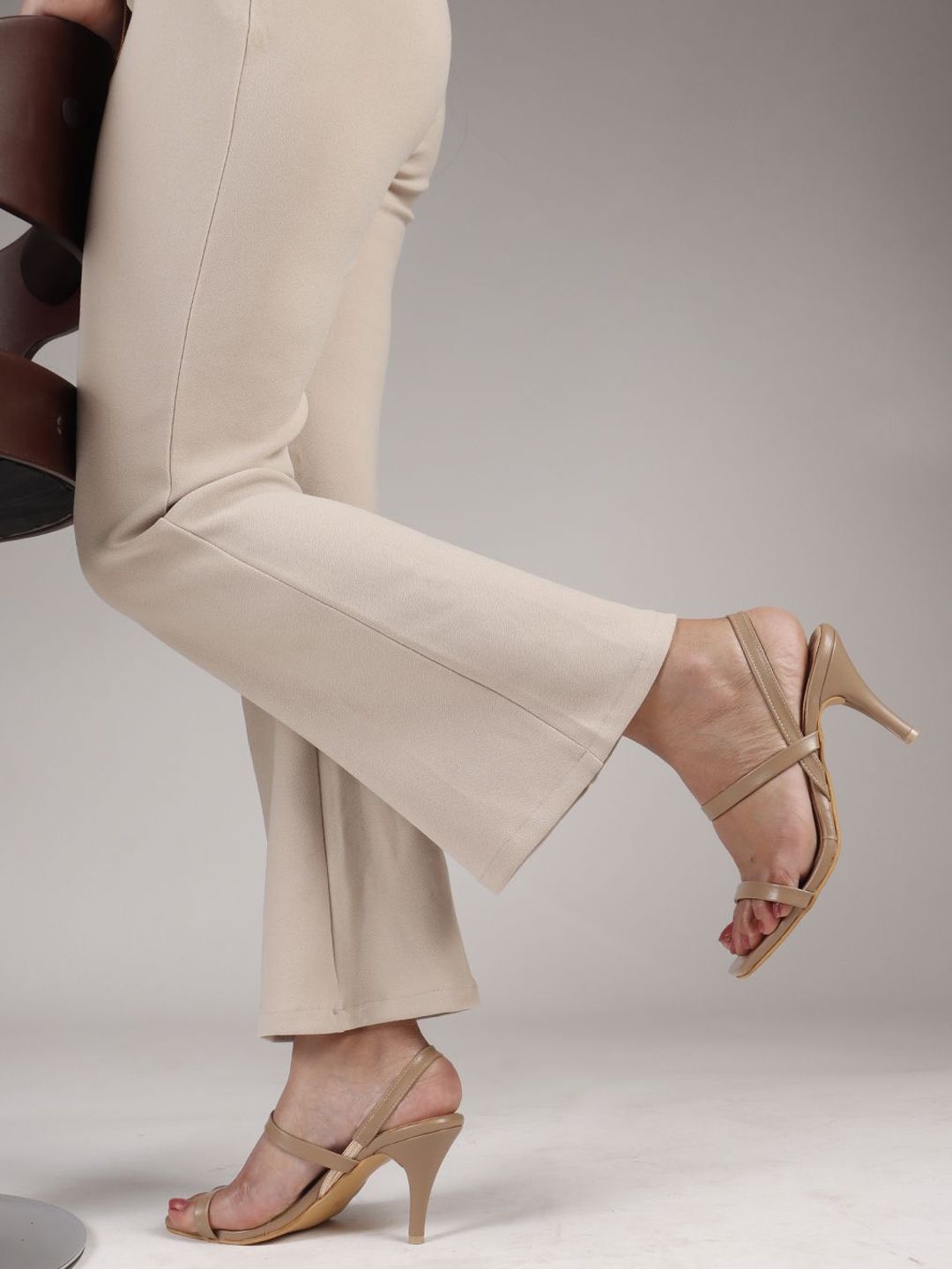 DressBerry Women Slim Heeled Sandals