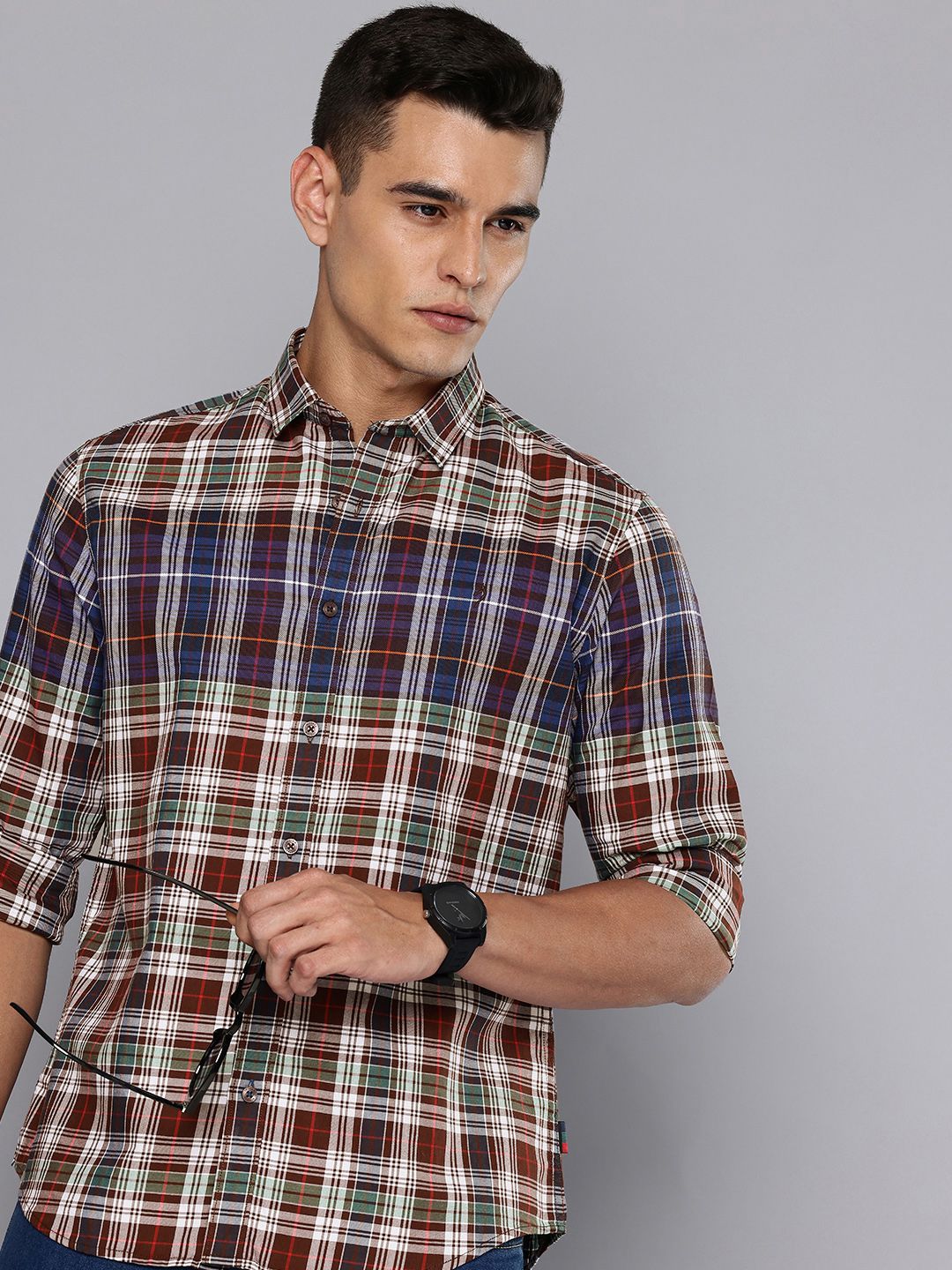 Indian Terrain Pure Cotton Classic Fit Checked Casual Shirt