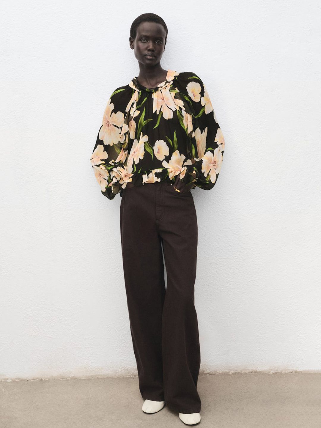 Floral Print Tie-Up Neck Puff Sleeves Chiffon Top
