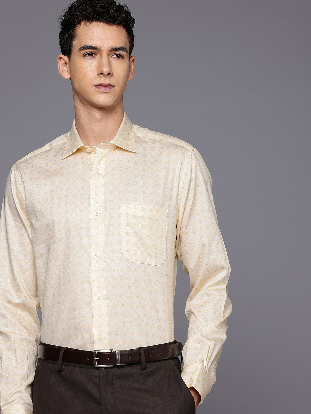 Louis Philippe Louis Philippe Pure Cotton Classic Fit Ethnic Motifs Printed Formal Shirt