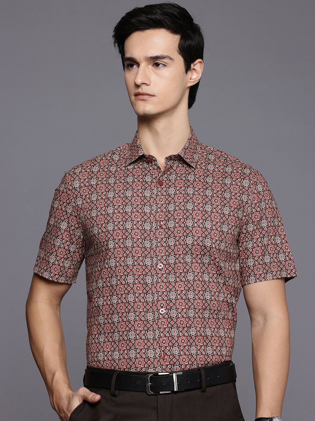 Louis Philippe Classic Fit Geometric Printed Formal Shirt