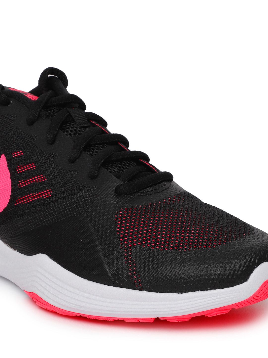 womens nike black and pink shoes