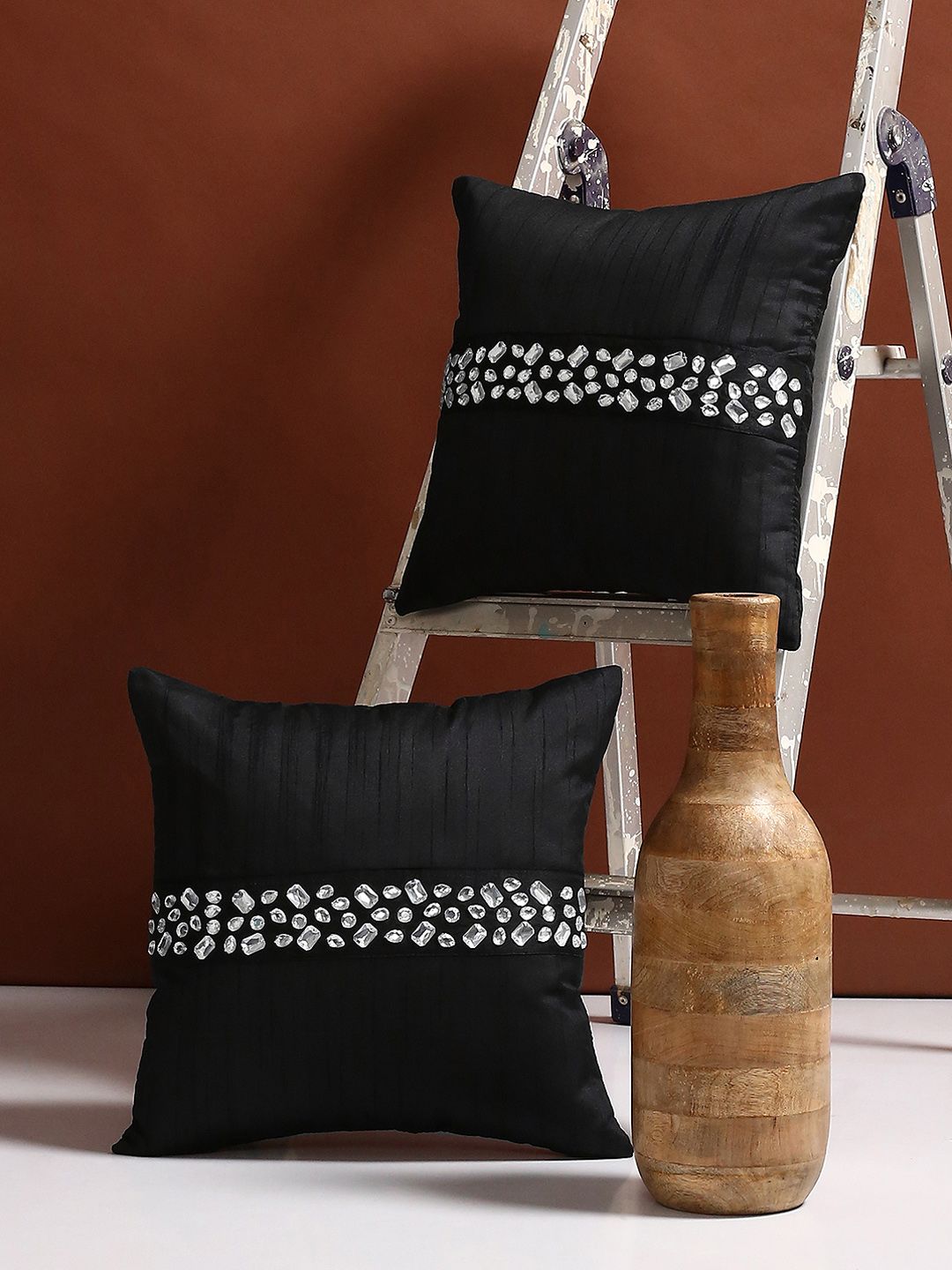 Alina decor Black Set of 2 Solid Square Cushion Covers Price in India