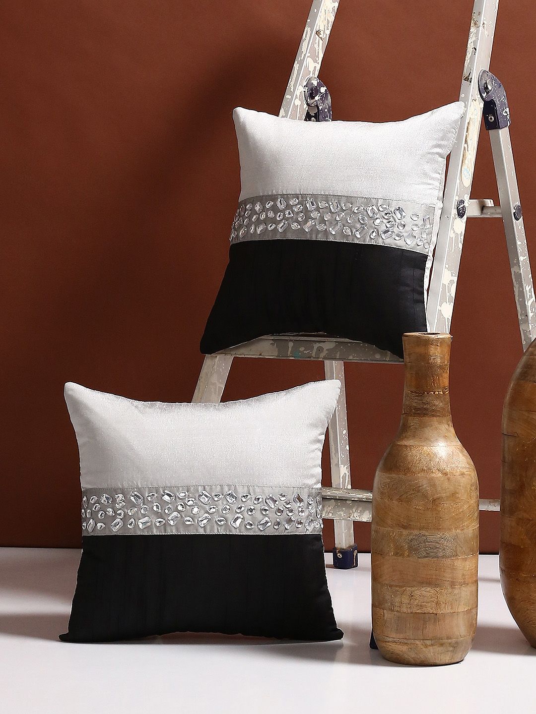 Alina decor Grey & Black Set of 2 Solid Square Cushion Covers Price in India