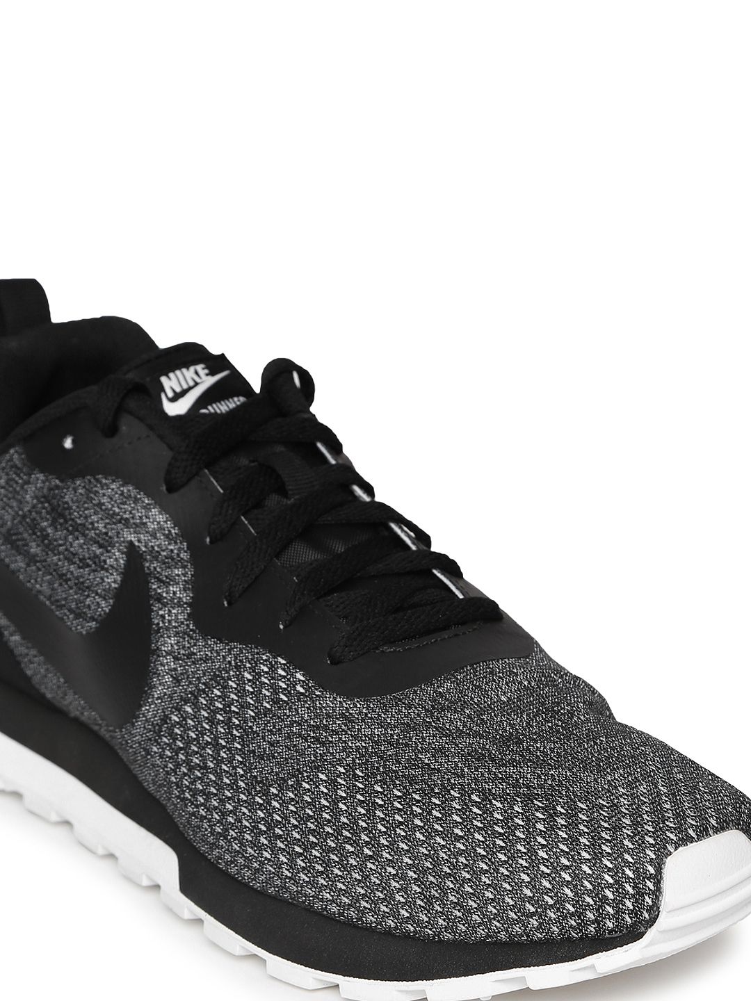 nike men's md runner 2 eng mesh running shoes