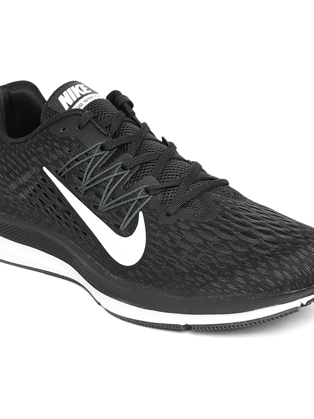 men's nike winflo 5