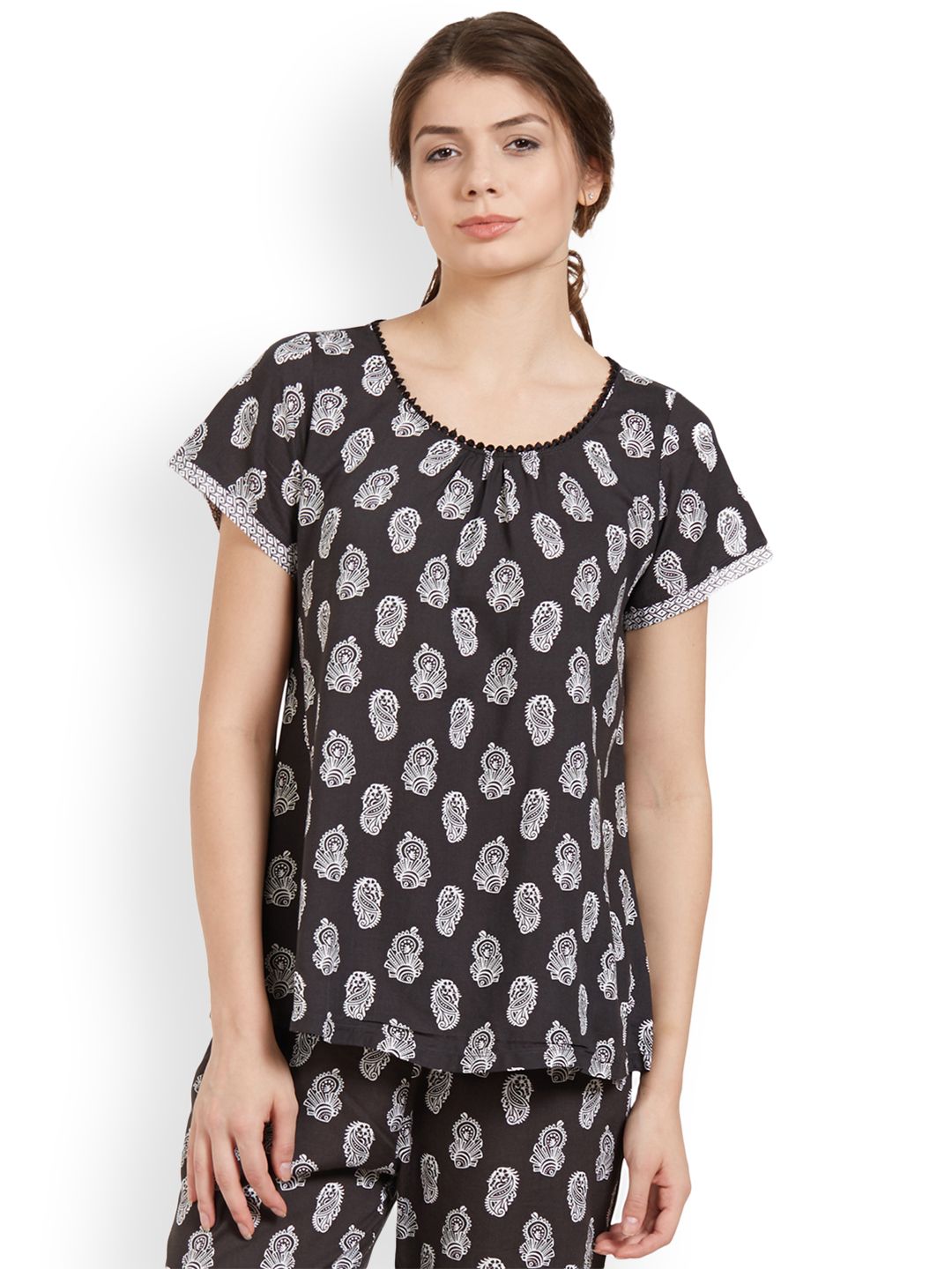 Soie Women Black Printed Round Neck T-Shirt NT-56 TOPB Price in India