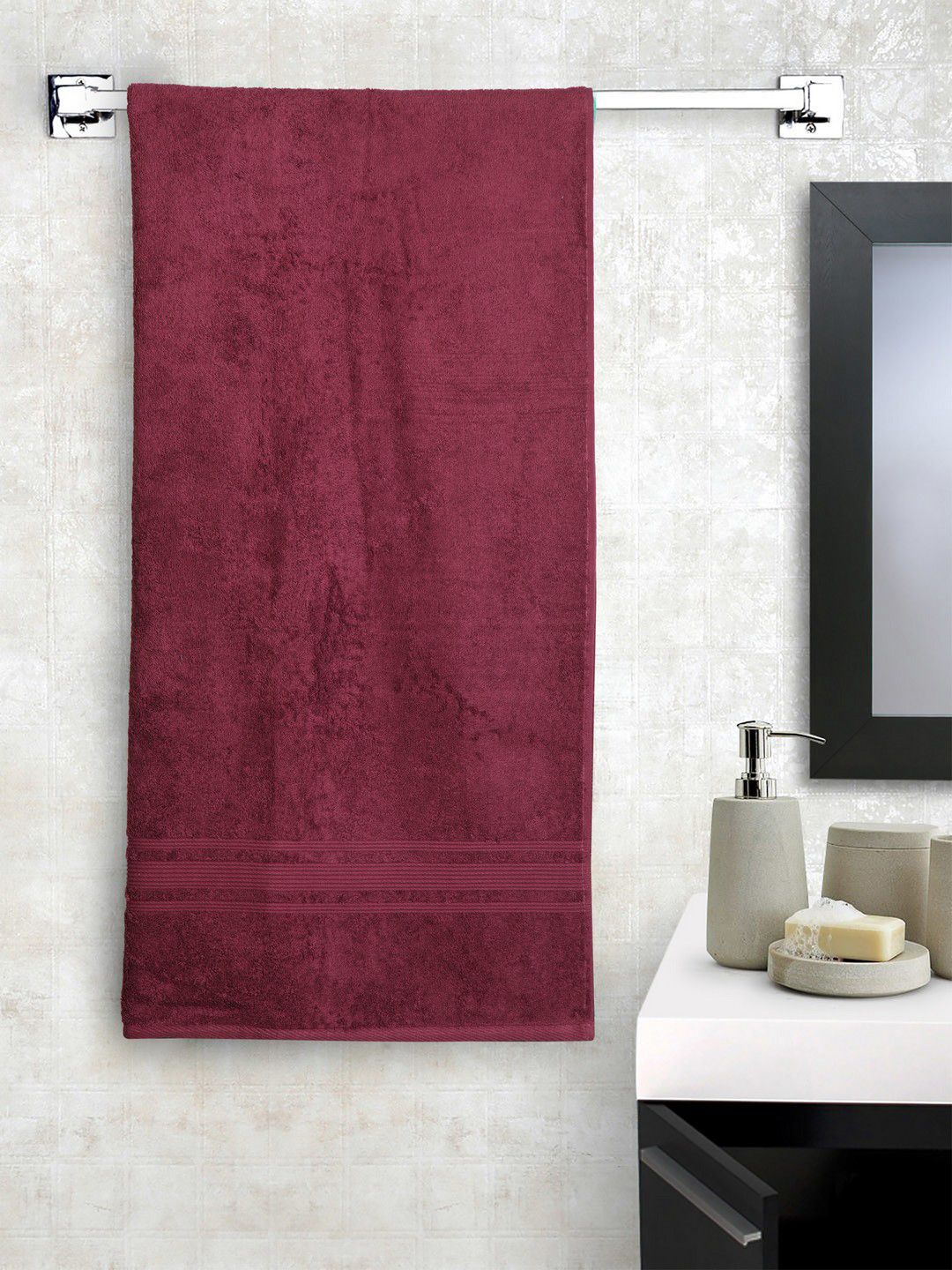 Lushomes Burgundy Solid Cotton Bath Towel 450 GSM Price in India