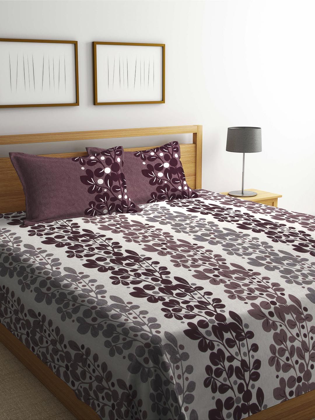 Romee Burgundy 120 TC Polycotton Bed Cover with 2 Pillow Covers Price in India