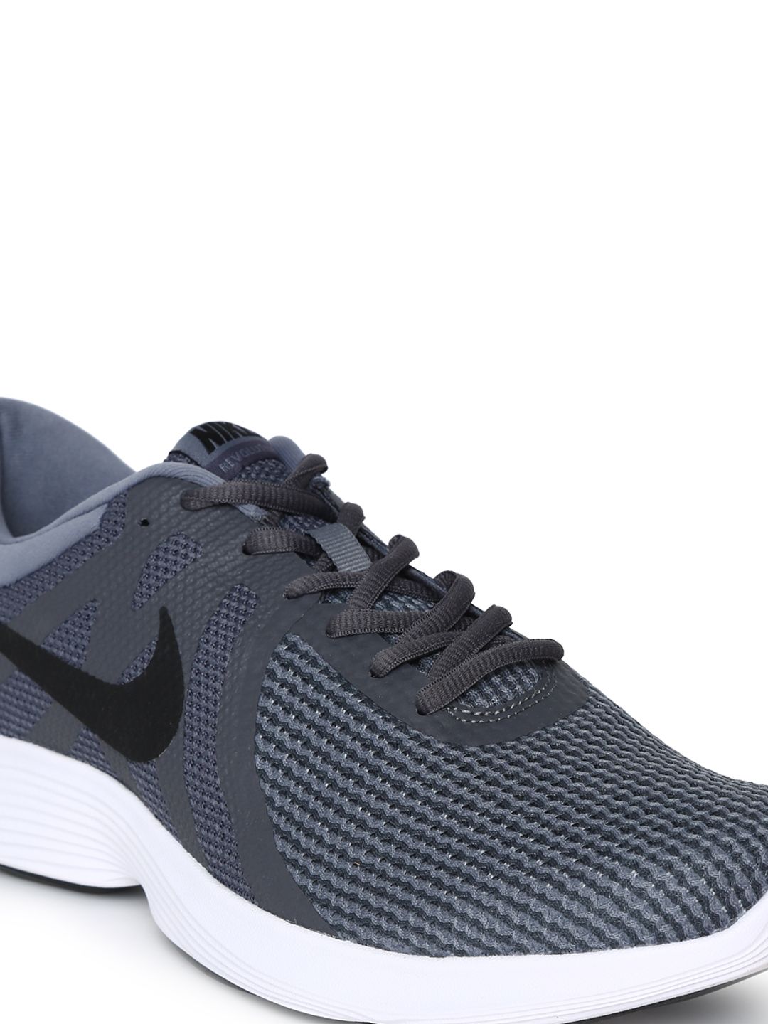 nike revolution 4 4e mens