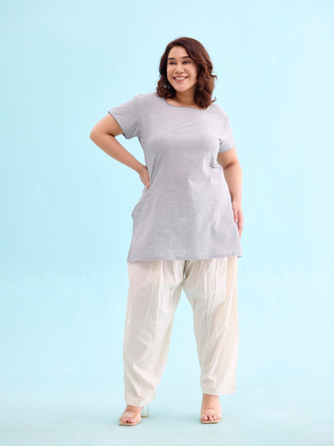 Go Colors Off-White Relaxed Fit Solid Salwar