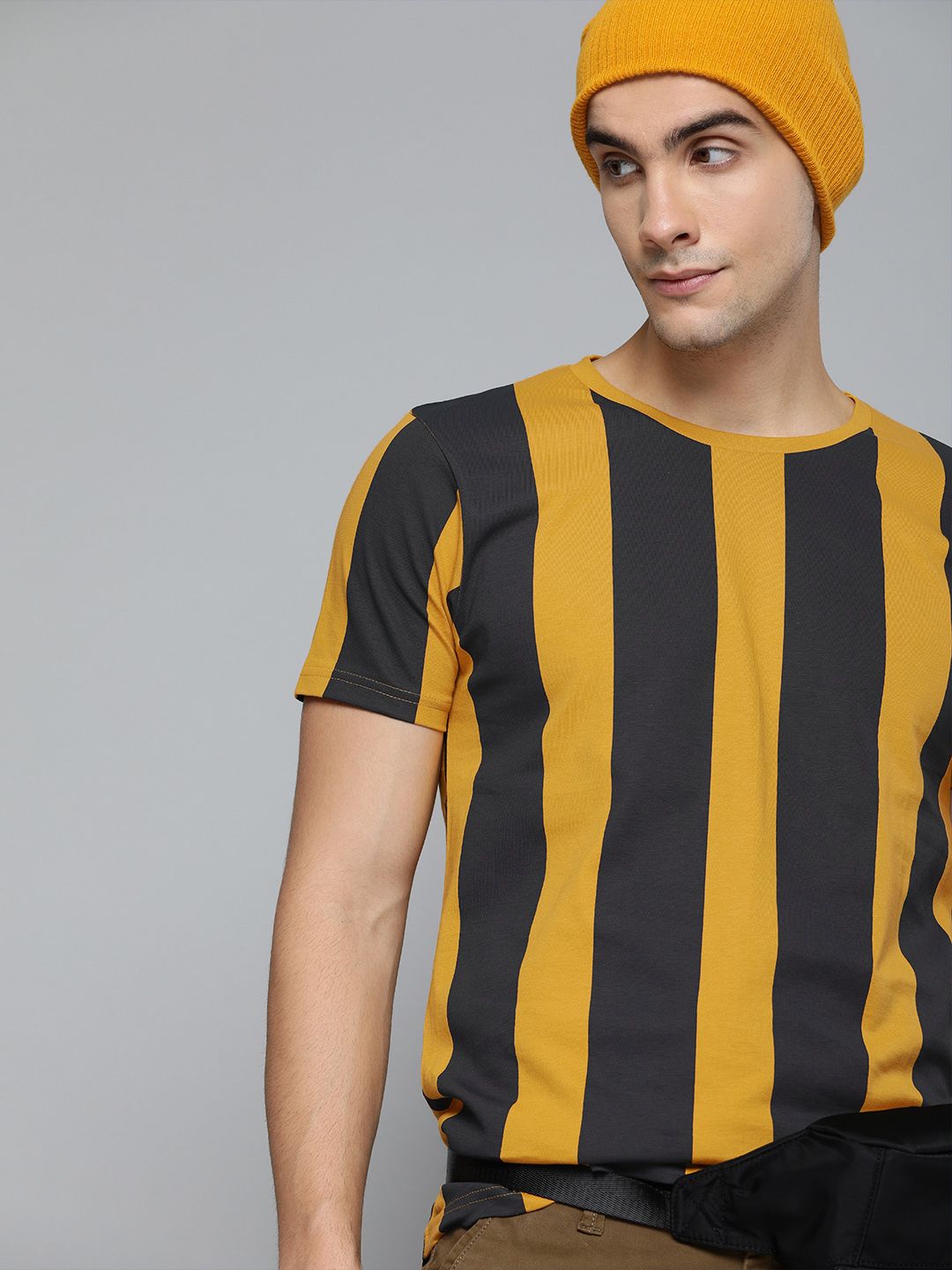 HERE&NOW Men Mustard Yellow & Charcoal Grey Striped Round Neck T-shirt